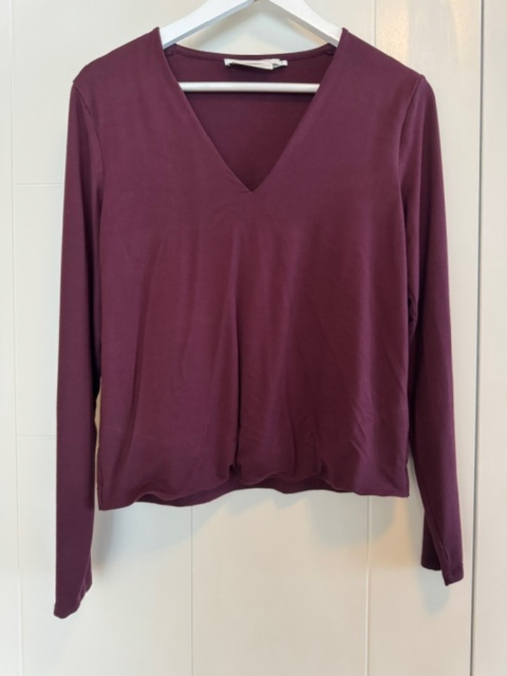 CONTEMPORAINE - V-NECK TOP - Color Burgundy - Size M